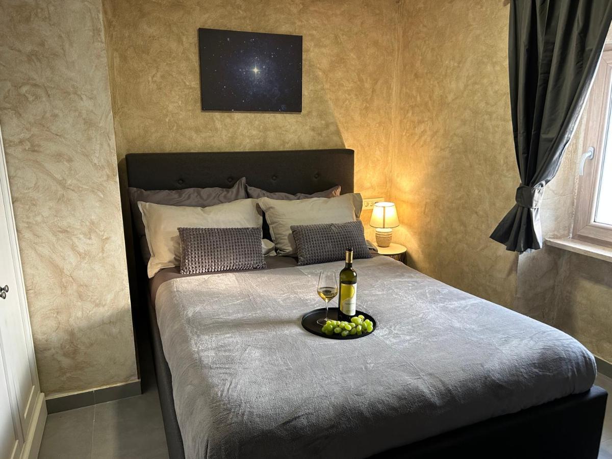 Vela & Vega Apartment Visnjan Ngoại thất bức ảnh